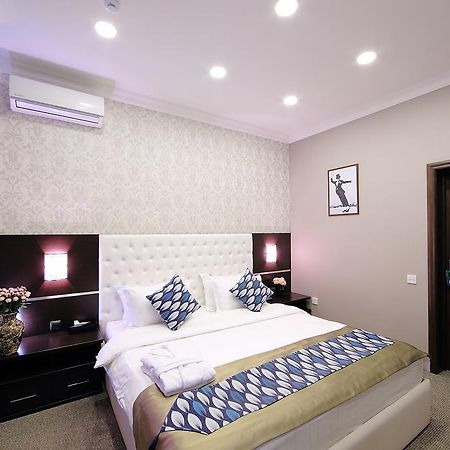 Premier Hotel Bishkek Bagian luar foto