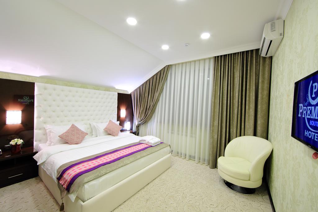 Premier Hotel Bishkek Bagian luar foto