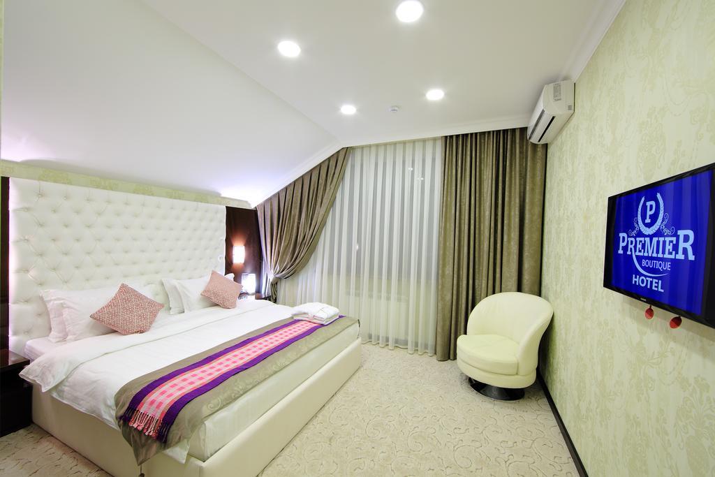 Premier Hotel Bishkek Bagian luar foto
