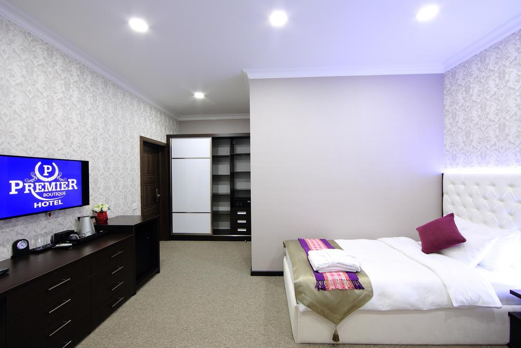 Premier Hotel Bishkek Bagian luar foto