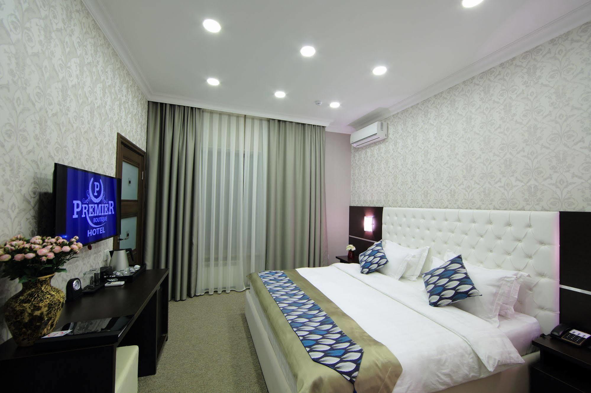 Premier Hotel Bishkek Bagian luar foto